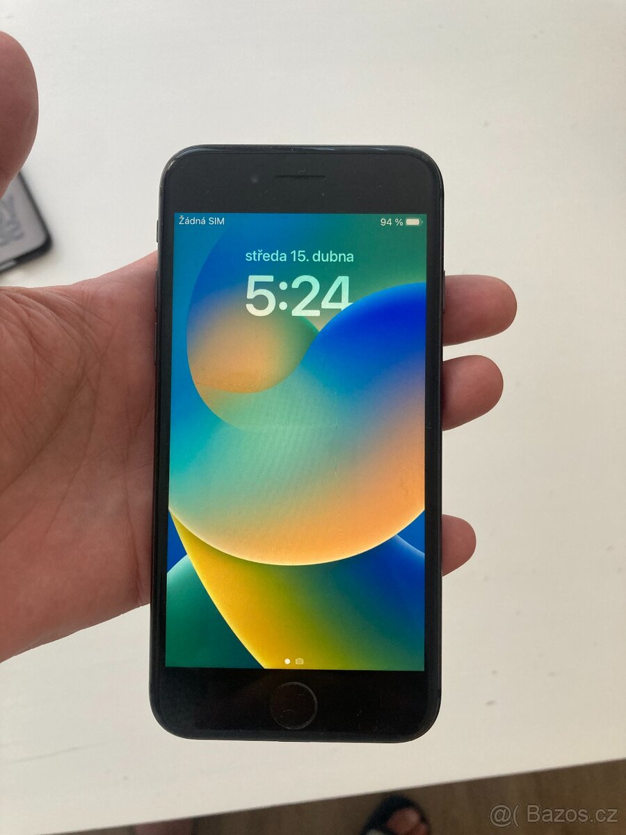 Prodám iPhone 8 64 GB - 6