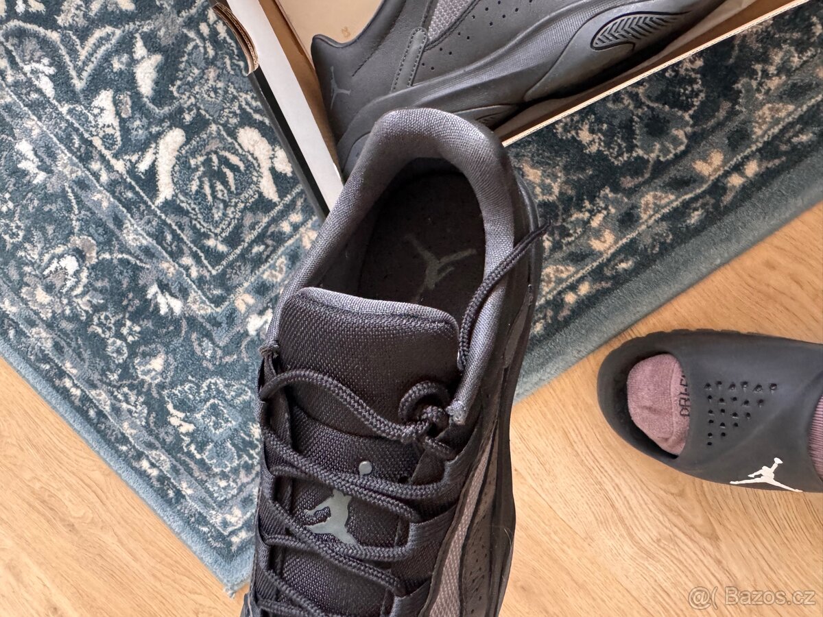 Jordan 11 cmftlow 44.5 - 6