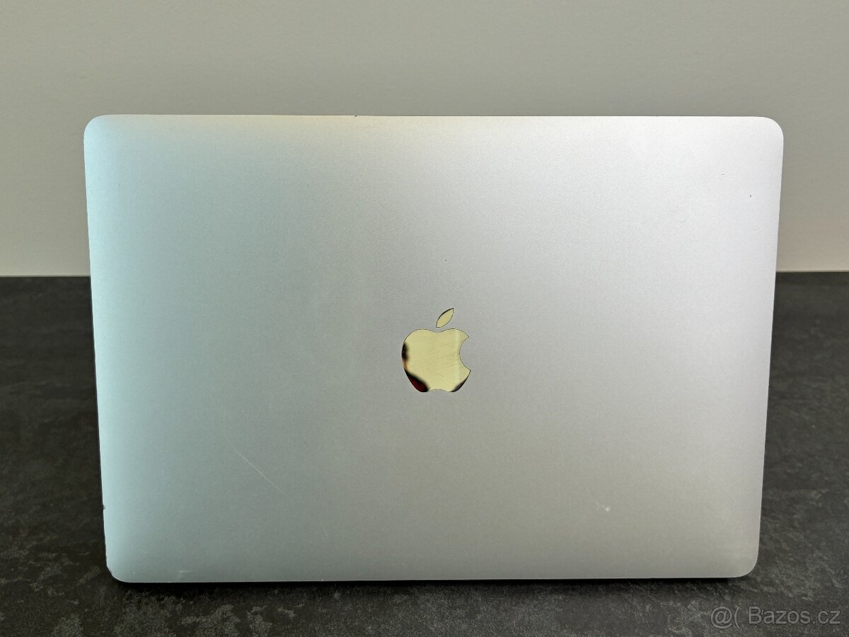 MacBook Pro 13'' 2018 / i5 / 16GB / 256GB SSD - DPH - 6