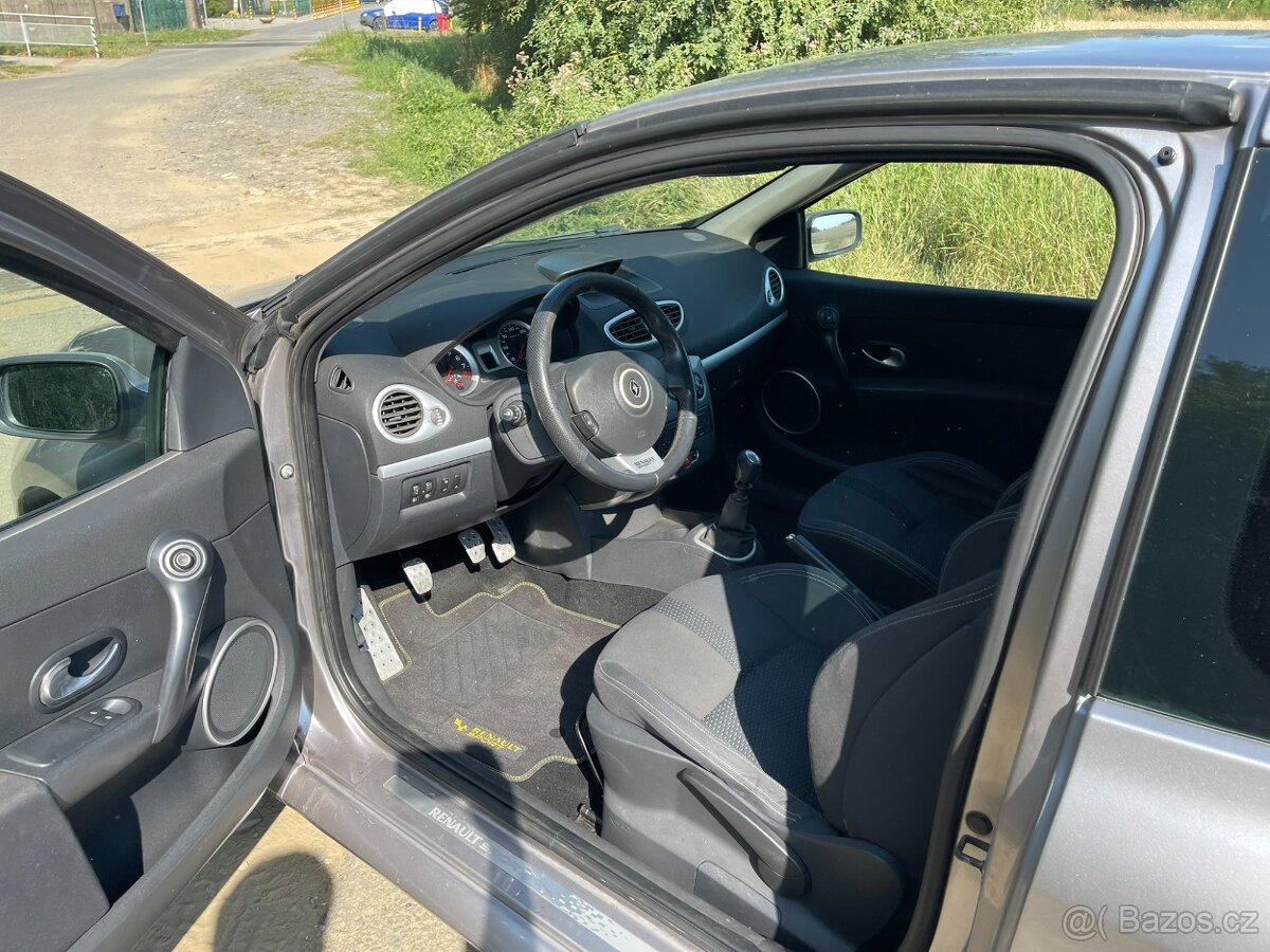 Renault Clio III RS - 6