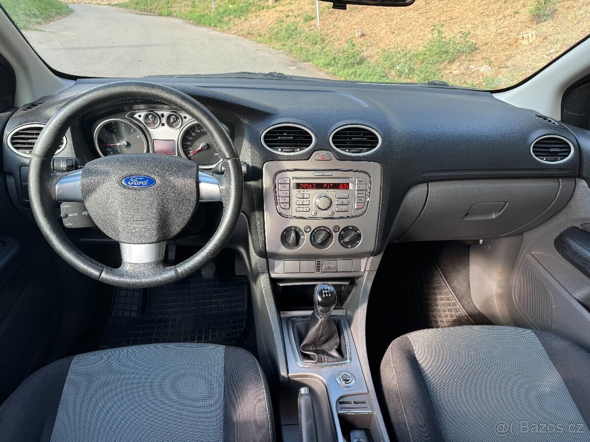 Ford Focus 1,6i 74KW, MANUÁL, KLIMA, TAŽNÉ, CENTRÁL - 6