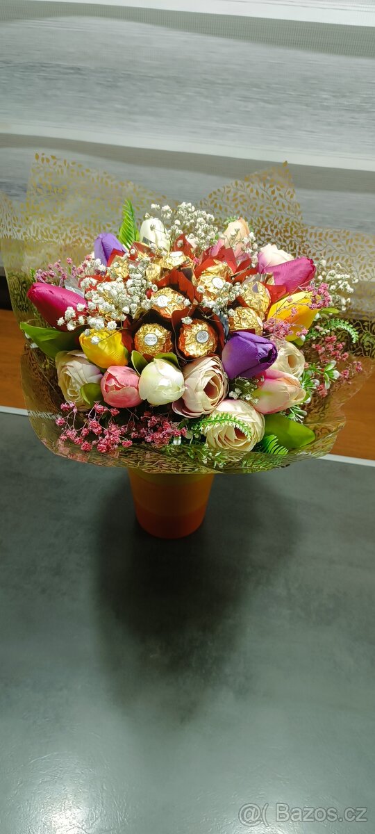 Kytice Ferrero rocher - 6