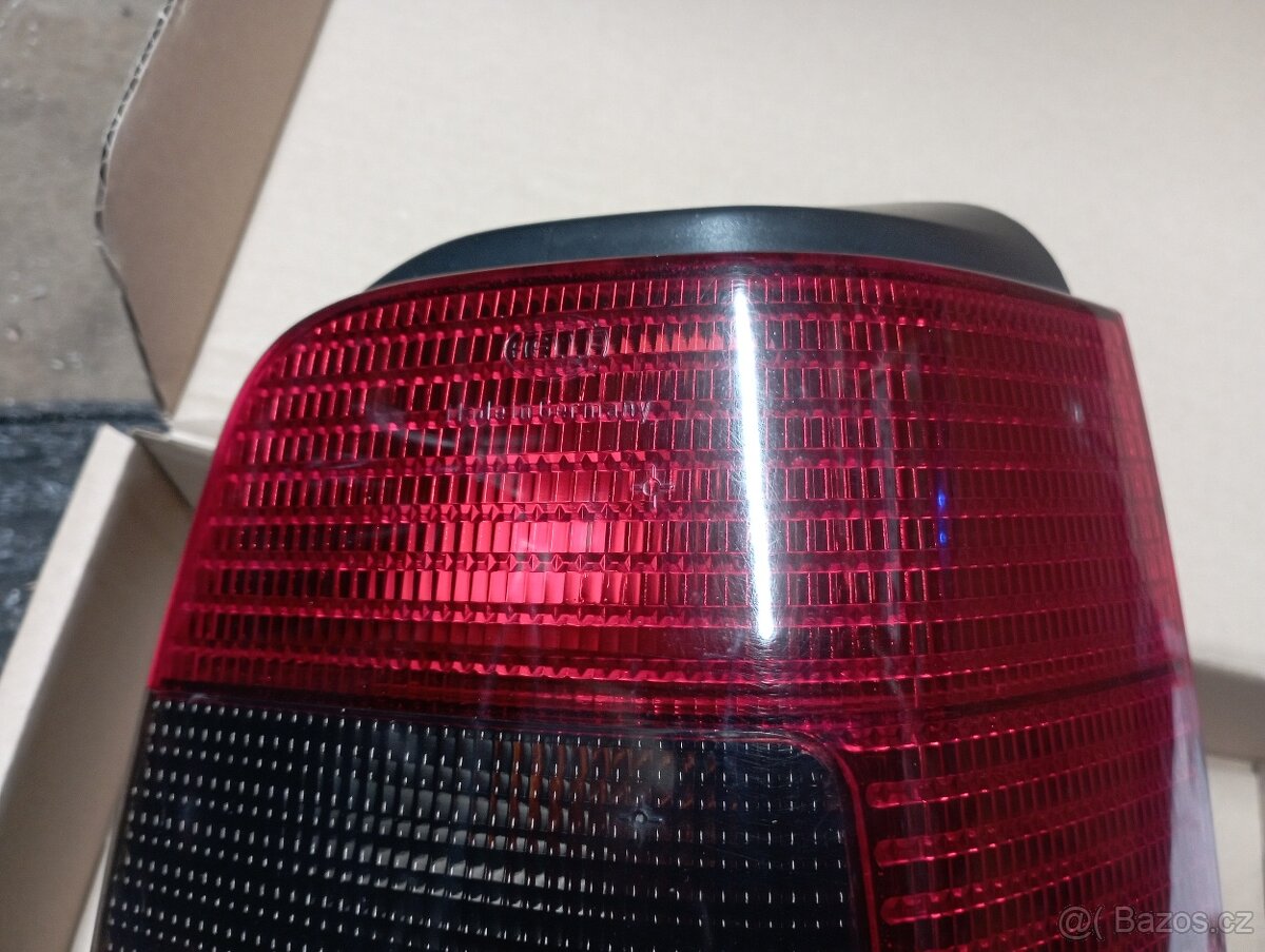 Volkswagen Golf 3 Variant zadní světlo Hella - 6
