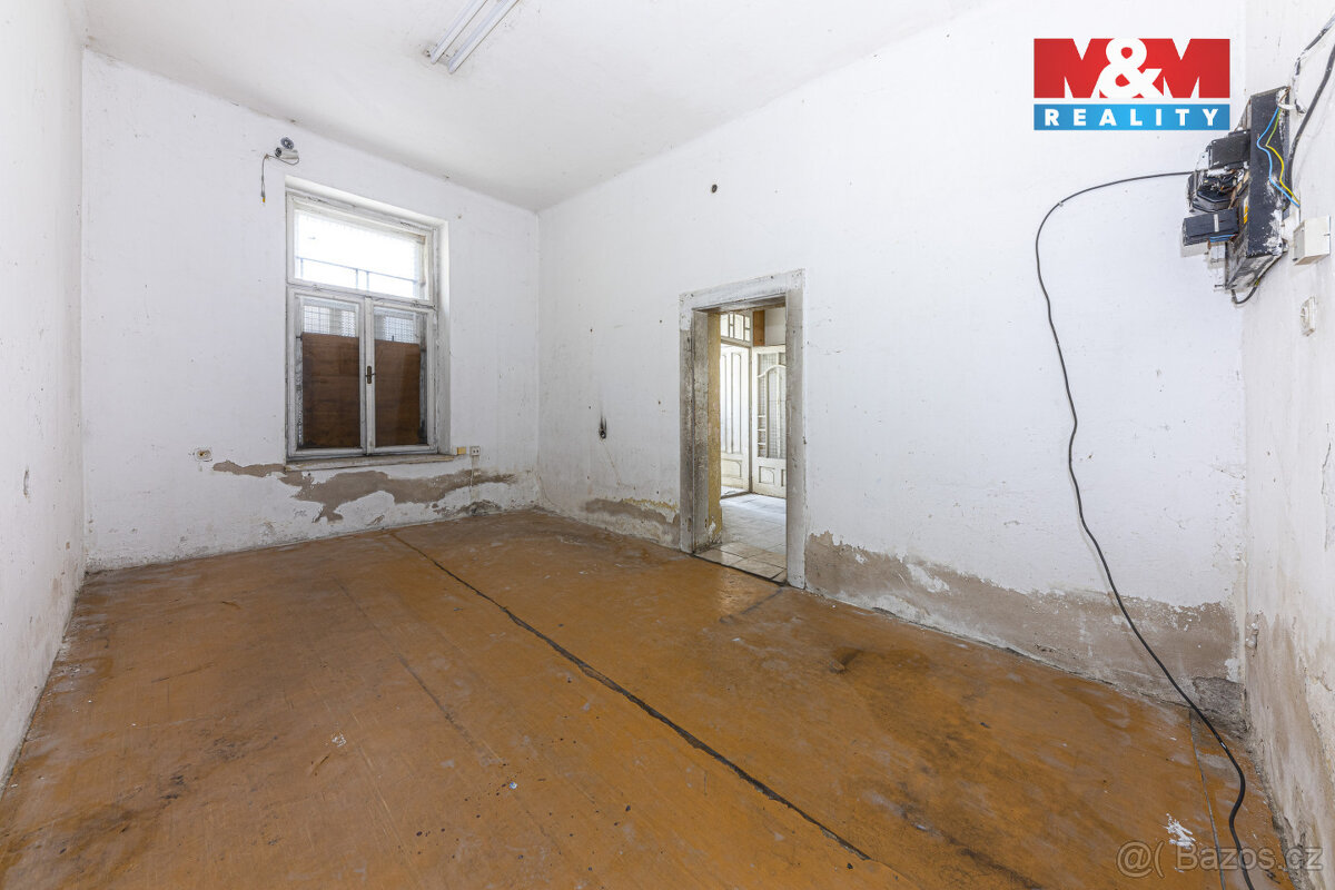 Prodej komerčního objektu, Uhlířské Janovice, ul. Komenského - 6