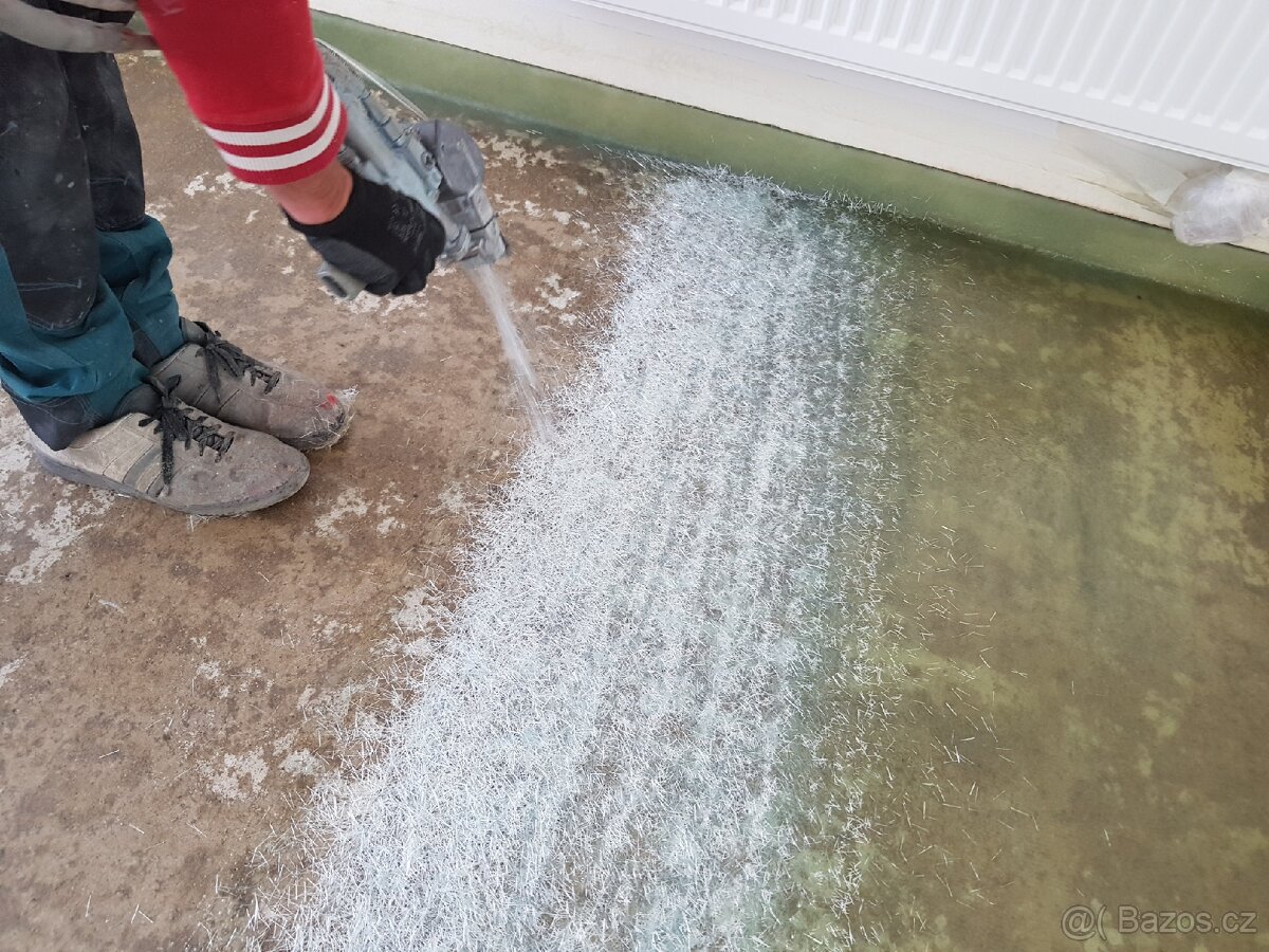 Nástřik sklolaminátu. - 6