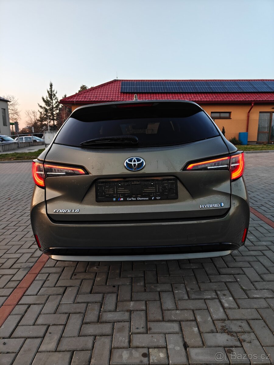 Toyota Corolla 1.8 hybrid TS - 6
