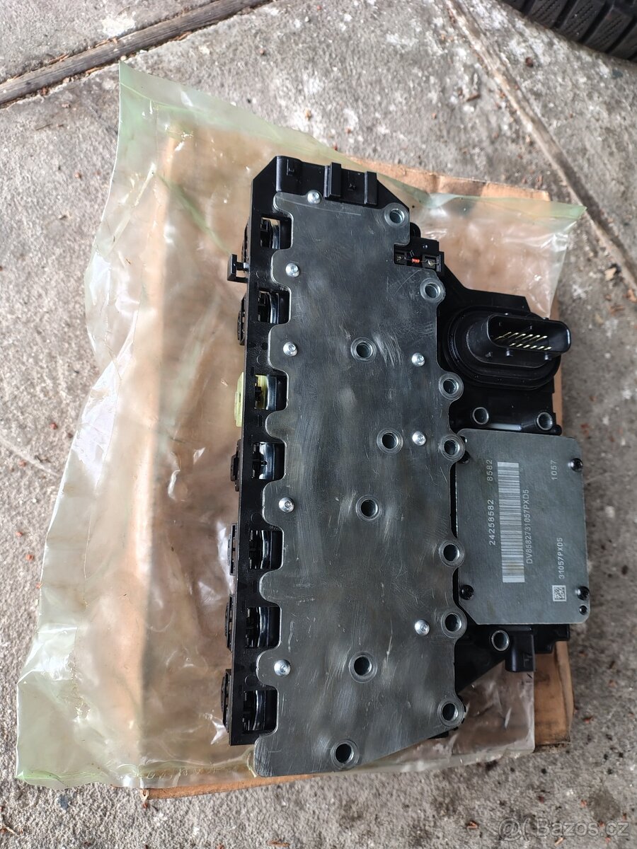 Prodám řídící jednotku aut.prevodovky. - 6