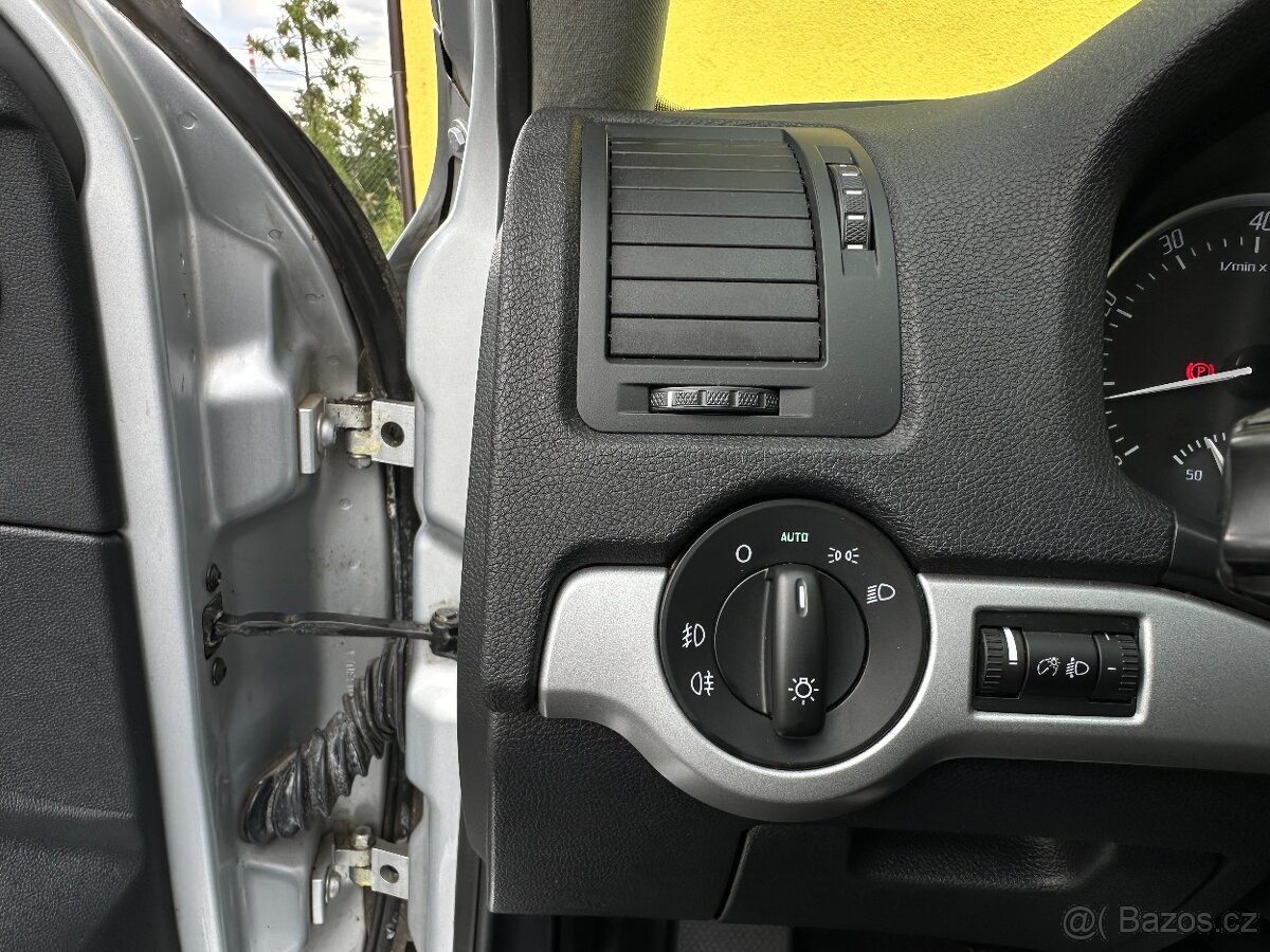 Škoda Octavia II KOMBI 1.2TSI/77kW 2.Maj r.v.2013 - 6