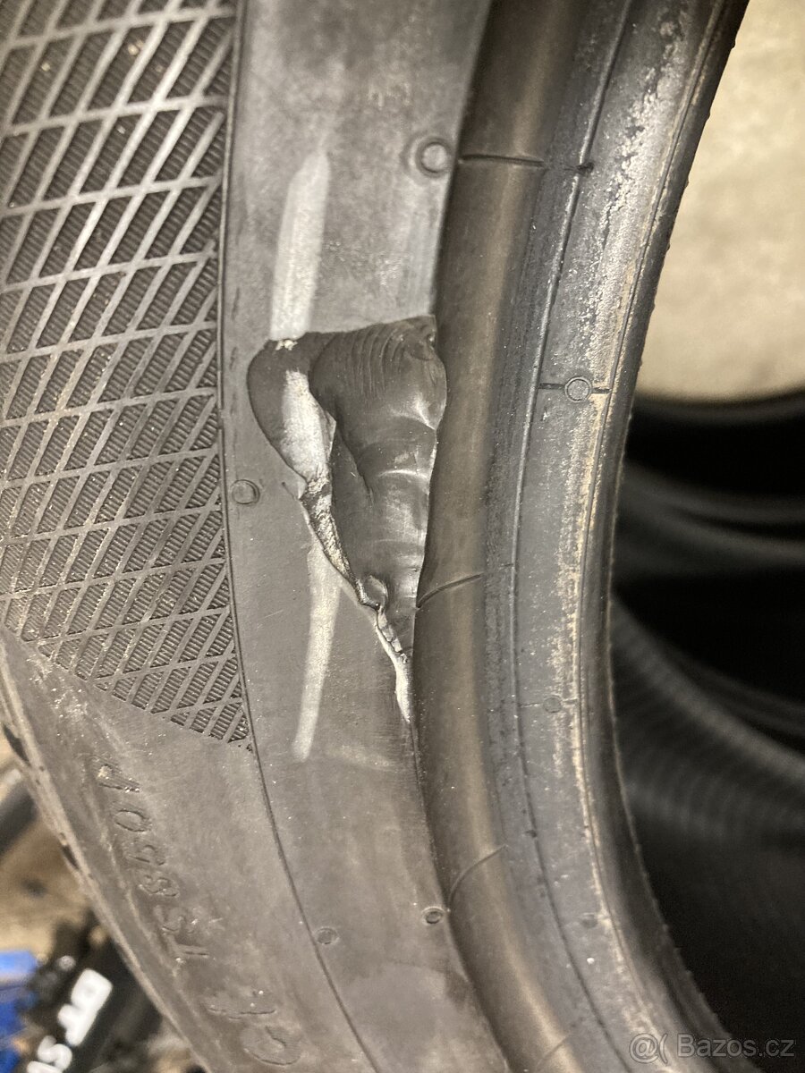 Zimni pneu 235/45 R18 continental - 6