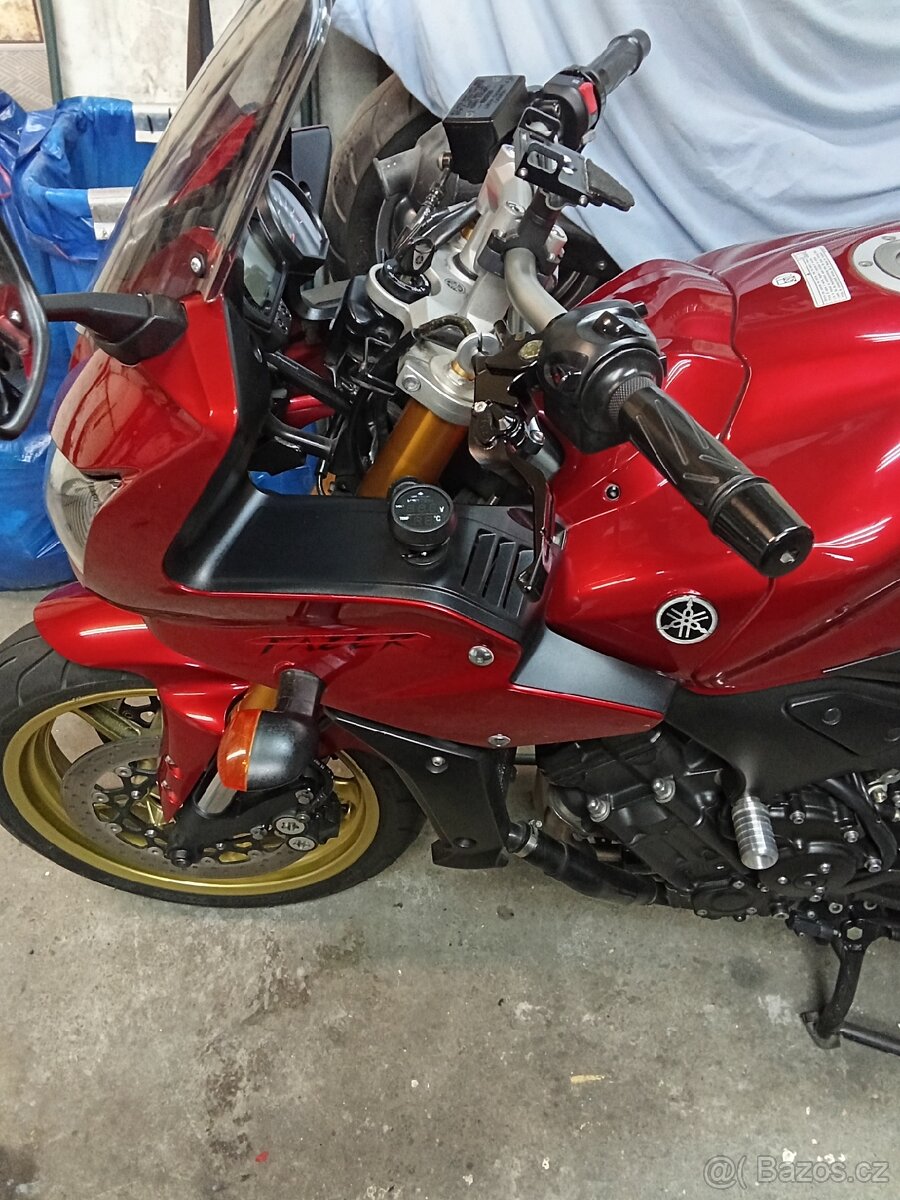 YamahaFZ1-Fazer - 6