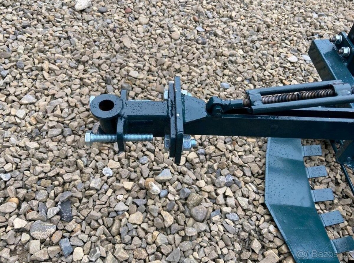 Jednořádkový vyorávač brambor s dopravníkem - 6