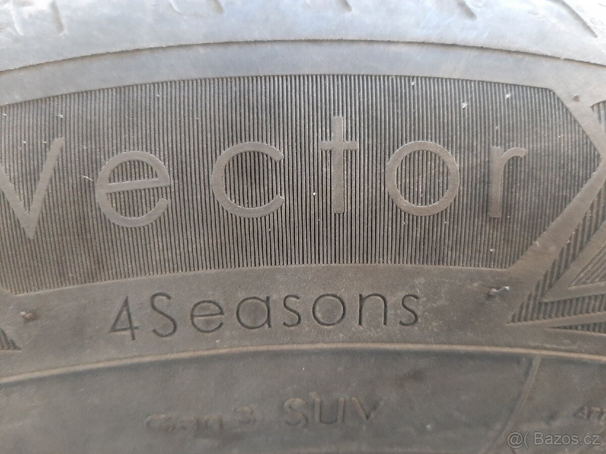 Goodyear vector 235/55r17 - 6