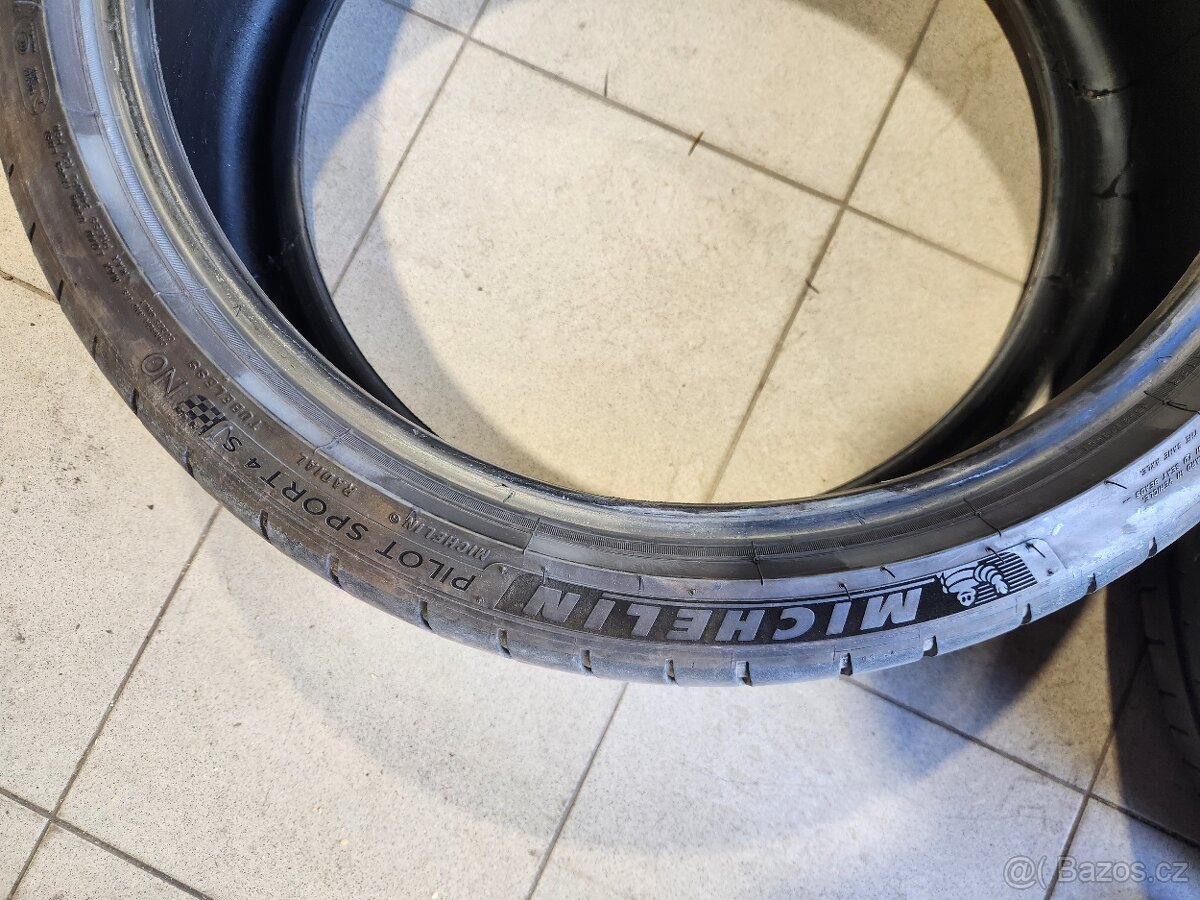 Pneumatiky 235/35 R20 Pilot Sport 4s, PZero - 6