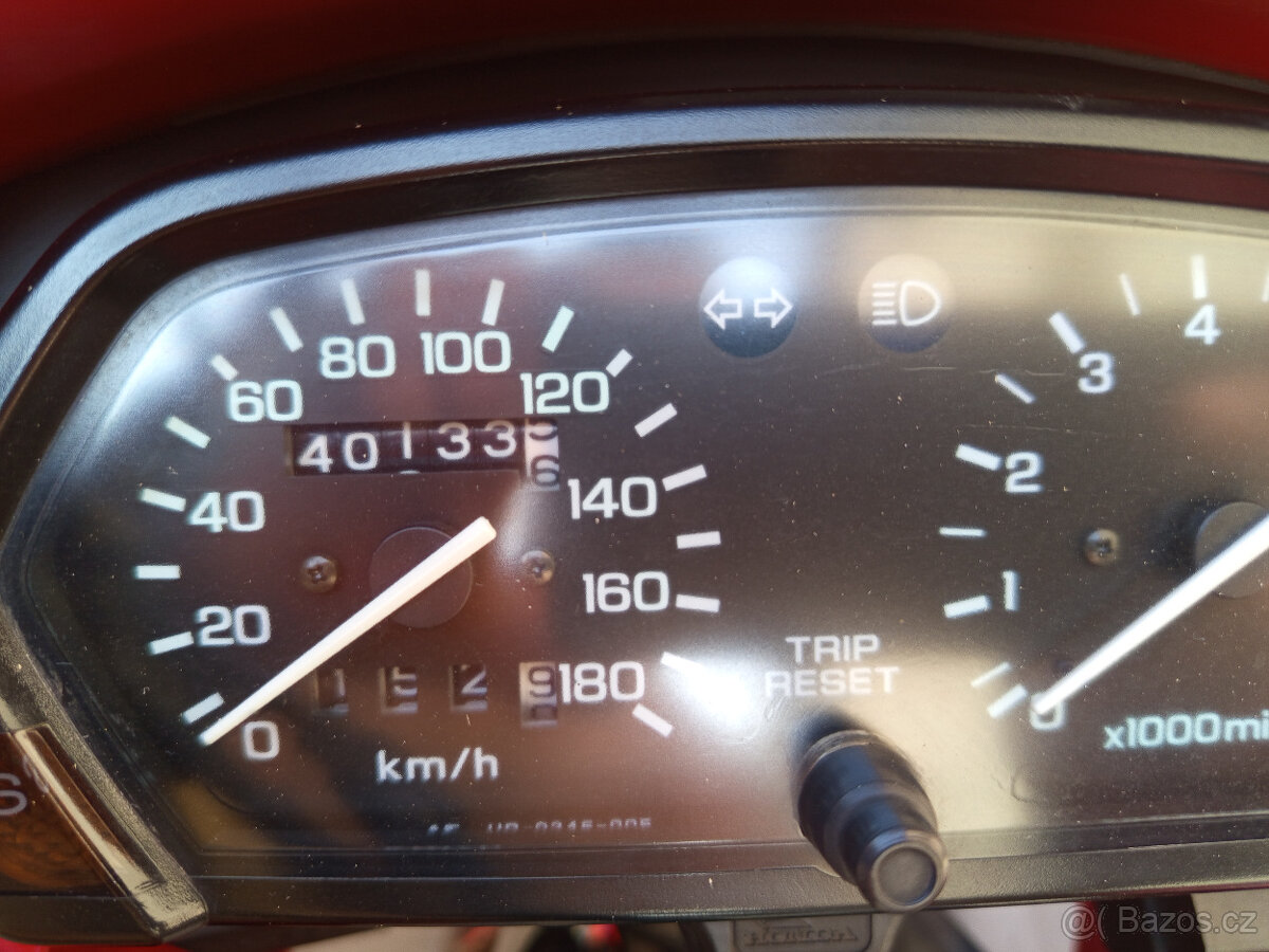 Honda NX 650 Dominator - 6