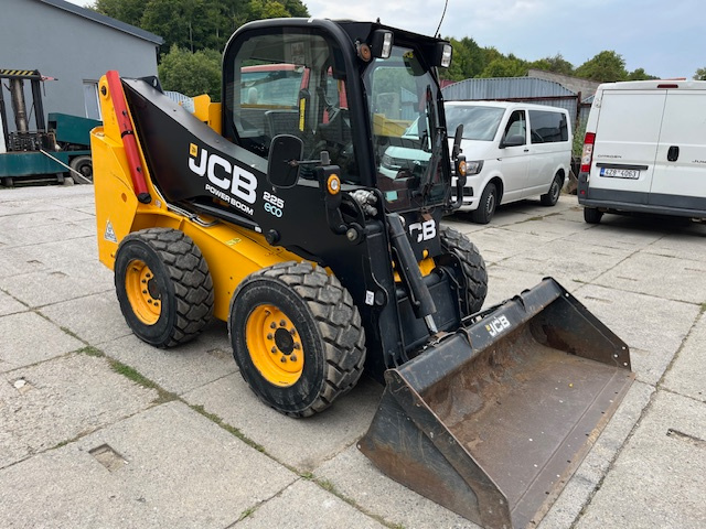 JCB 225 T4 robot - 6
