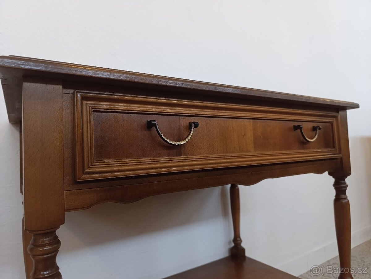 Rustikální konzolový stolek, nábytek z masívu, pojízdný - 6