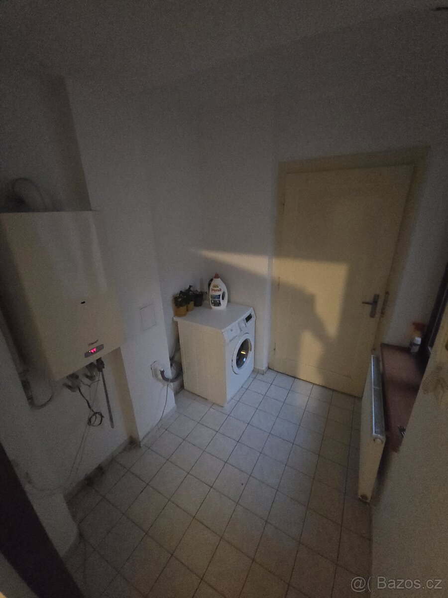 Hladam spolubydlícího Ukrainca - 6