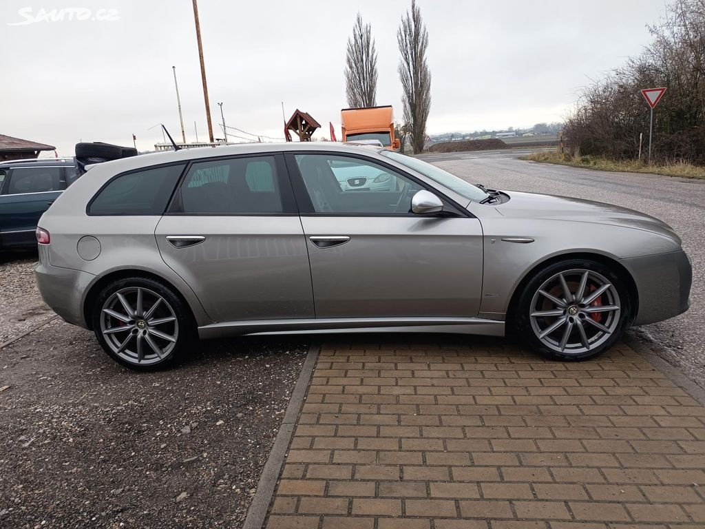Alfa Romeo 159, 2.4 JTD - 6