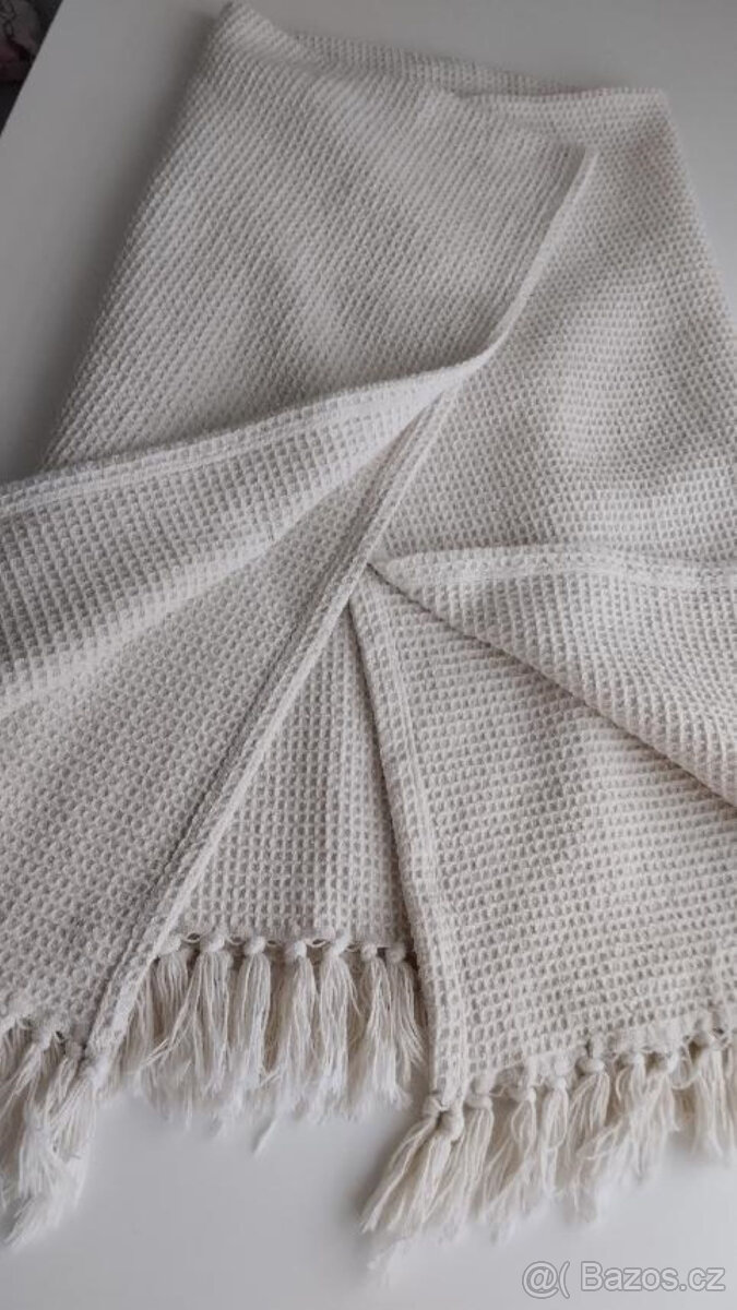 DEKA/PLÉD/PŘEHOZ NA POSTEL, KŘESLO, SEDAČKU - 6