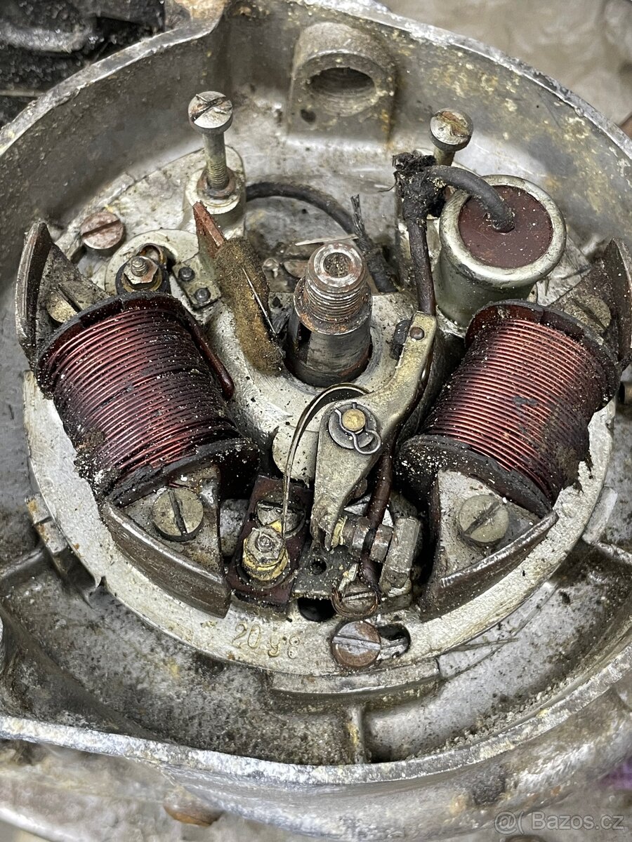 Motor ČZ 125 T – zdroj dílů nebo na renovaci - 6