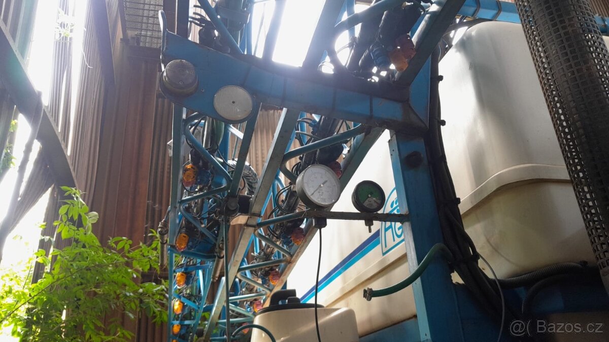 Samojízdný postřikovač AGRIO SAMec 3000/30 - 6