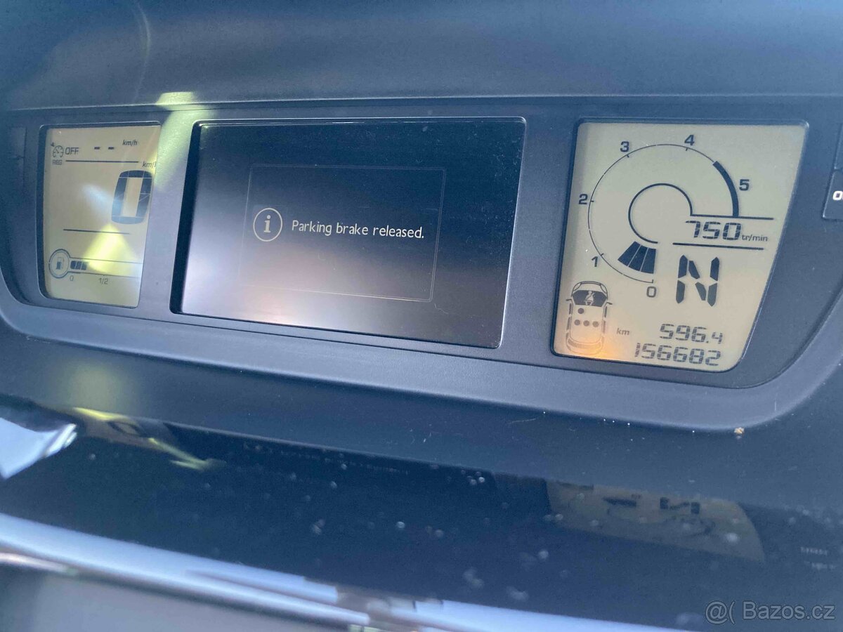 Citroën C4 Grand Picasso EXCLUSIVE,automat,7.MÍST,tažné - 6