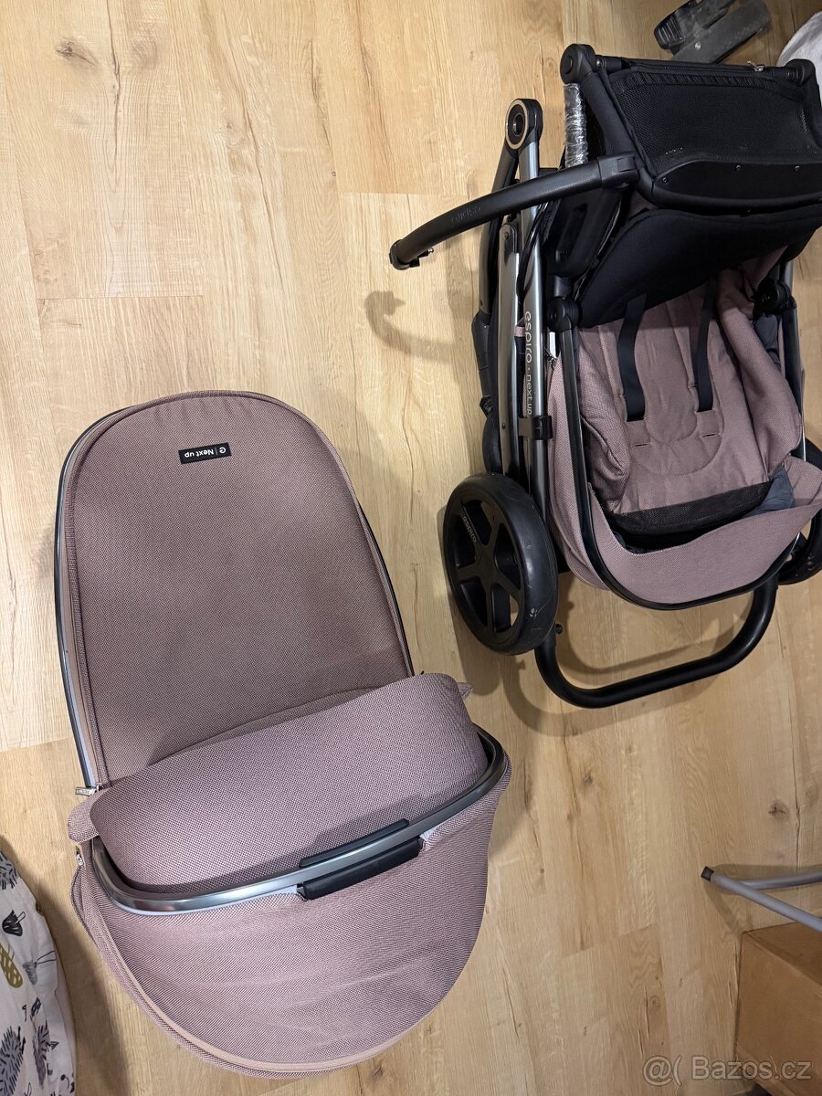 Prodám skoro nový kočárek po dceři Espiro Next up - 6