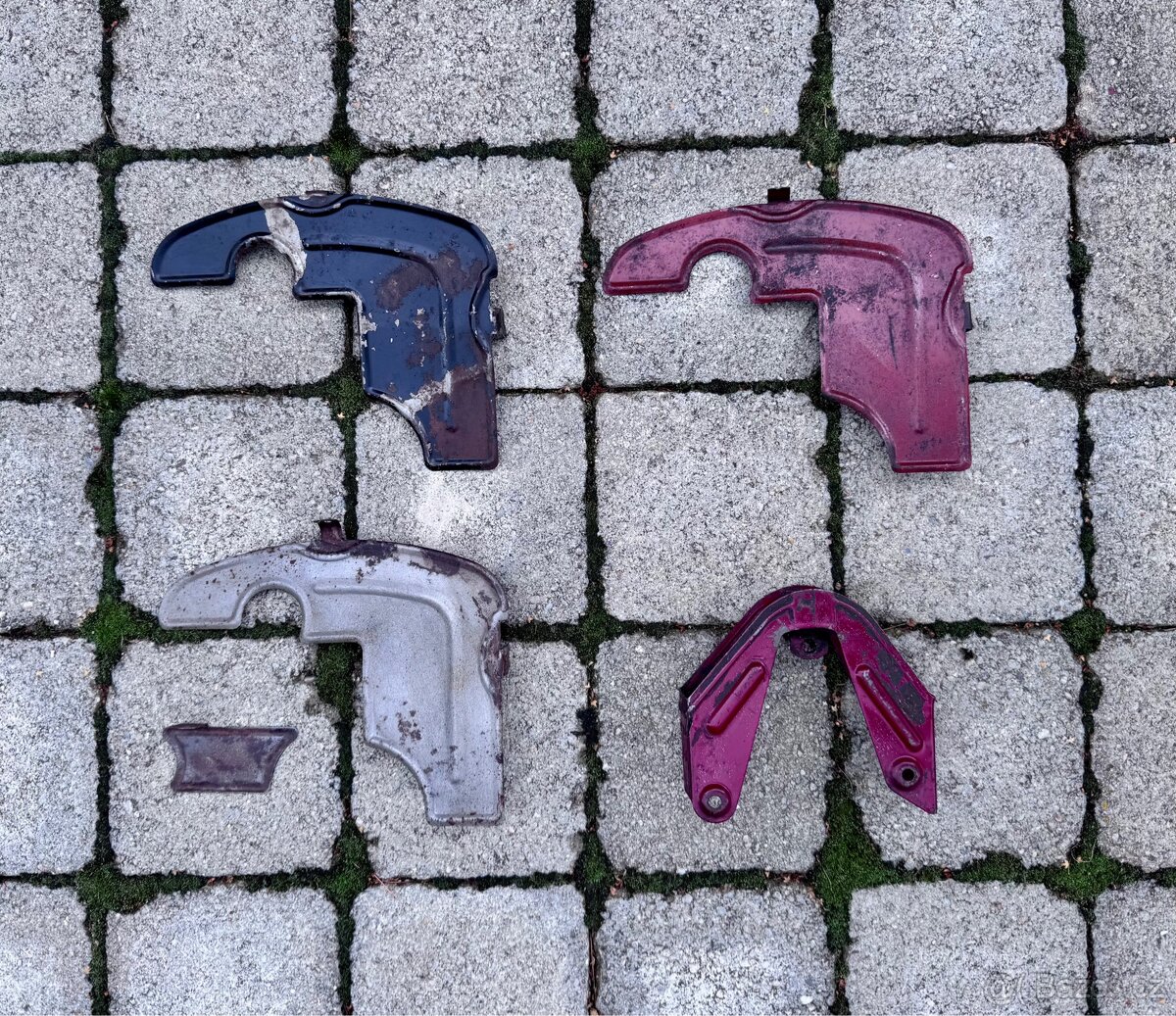 Jawa CZ 250 350 kyvacka pulhuben - poličky - 6