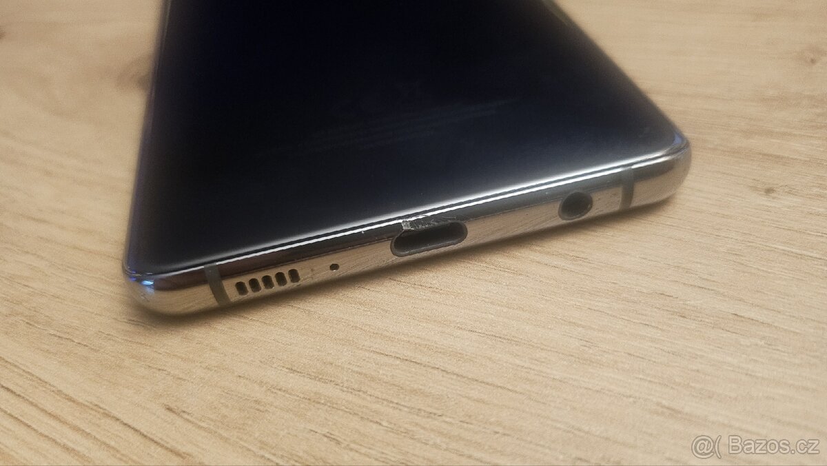 Samsnug Galaxy S10+ verze Ceramic black 1TB - 6