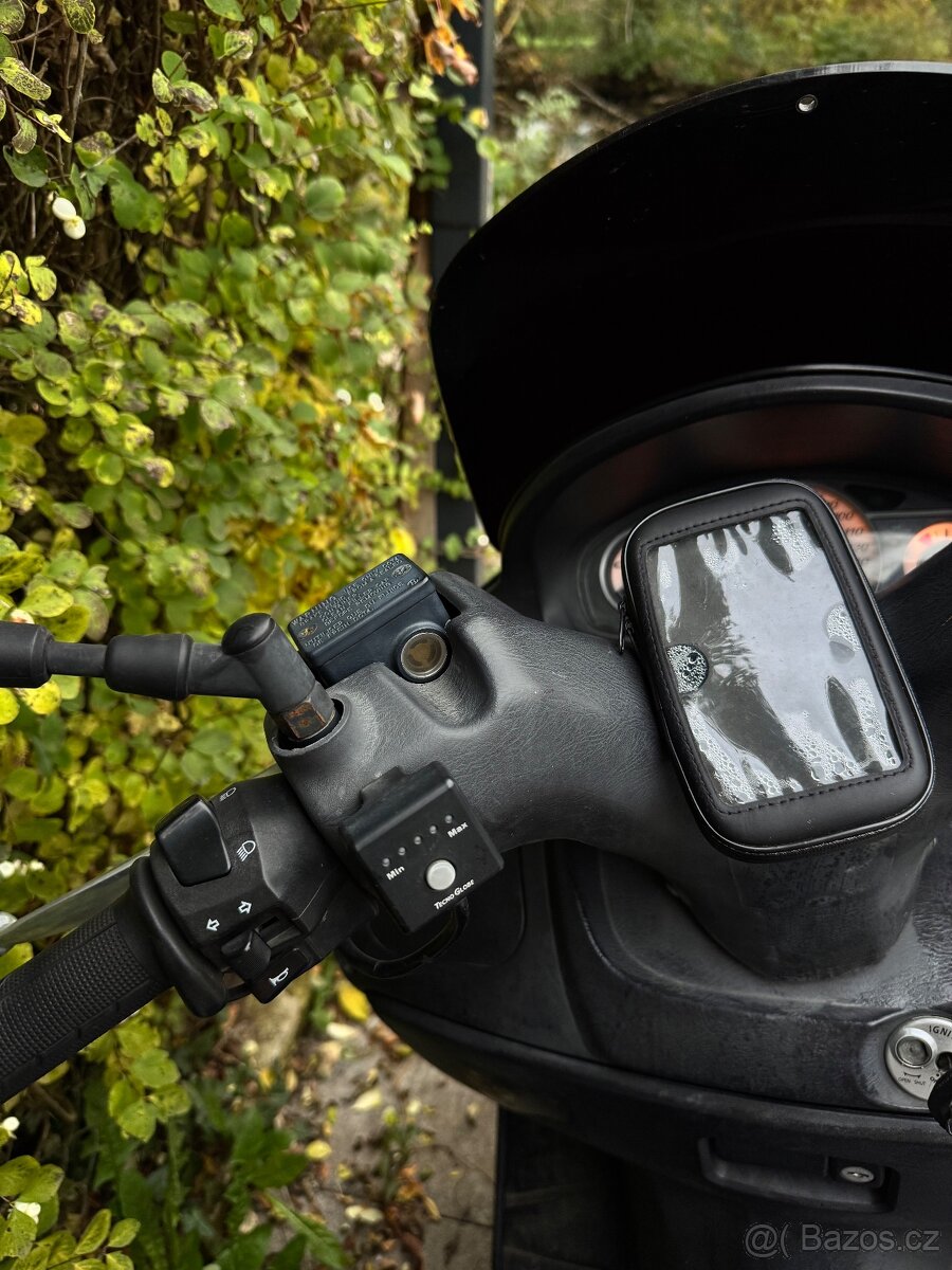 Skútr SUZUKI Burgman - 6