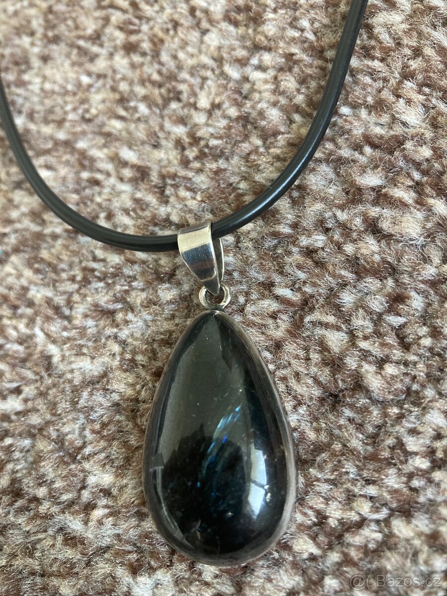 Stříbrný přívěsek s nummitem - 6