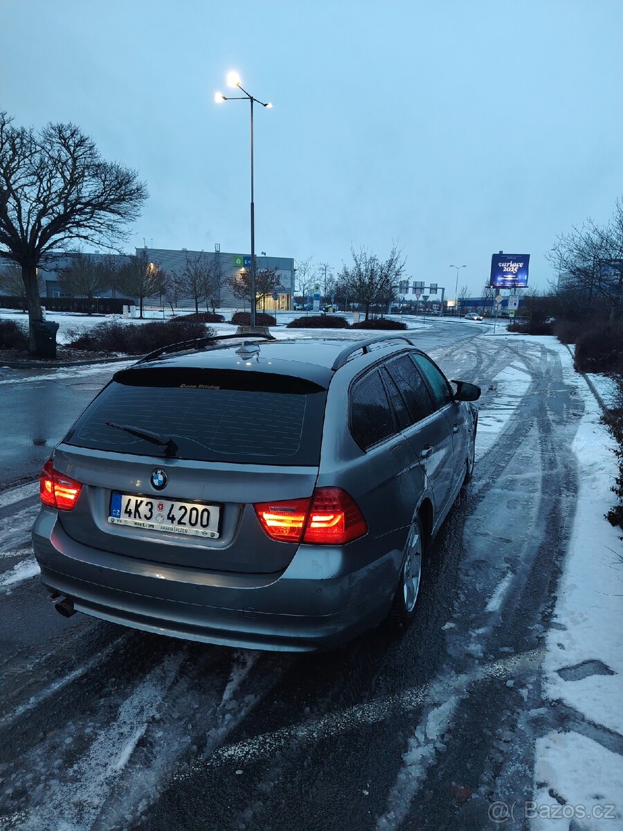 Bmw e91 lci 318d - 6