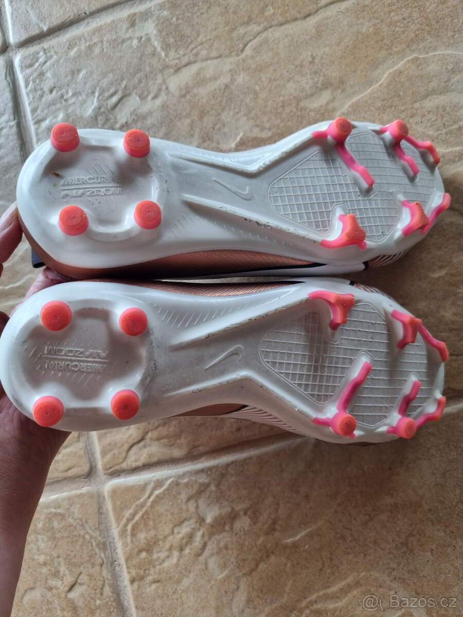 Kopačky Nike MERCURIAL JR ZOOM VAPOR vel 36 - 6