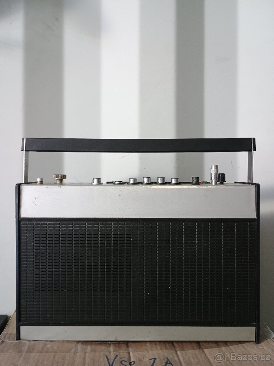 Staré přenosné rádio tranzistorák Stern Elite 2001 - 6