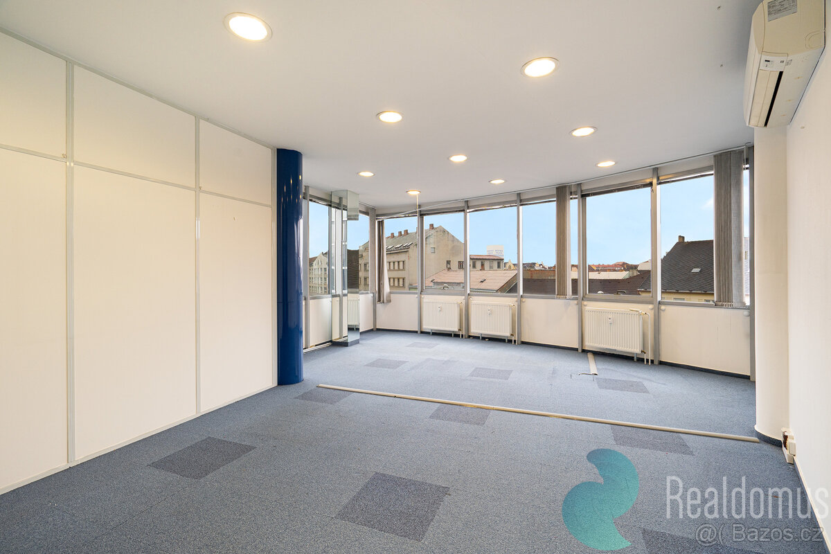 Pronájem, kanceláře, centrum města, ulice Pražská - 6