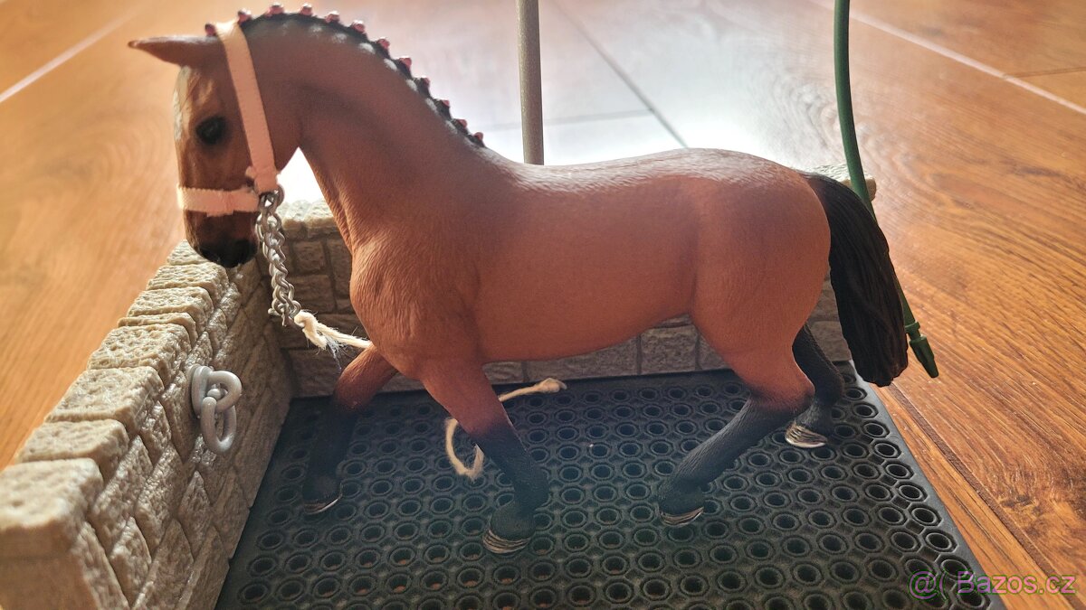 Schleich sprchy pro koně - 6