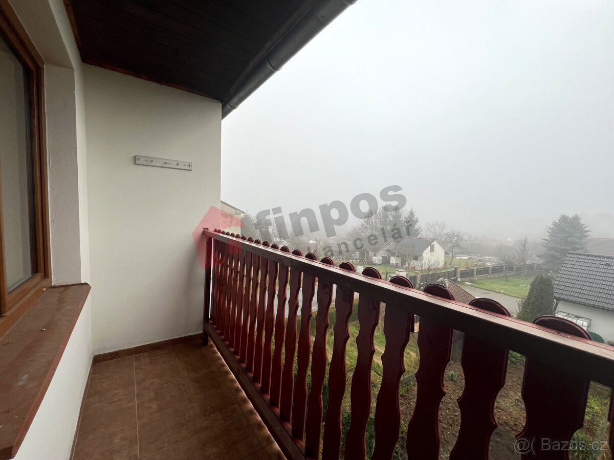 Pronájem bytu 3+1 70 m2 ve Veliši - 6