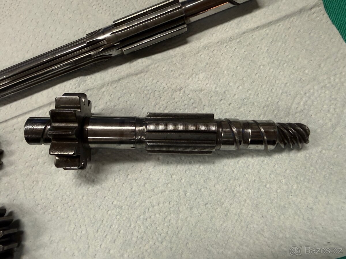 Jawa 500 Ohc - díly převodovky - 6
