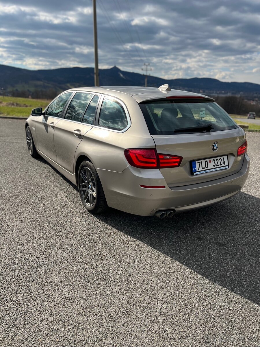 BMW F11 520D - 6