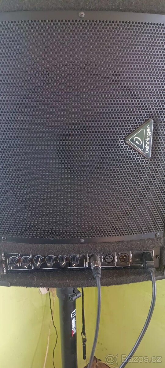 Set PA Berhinger - 6