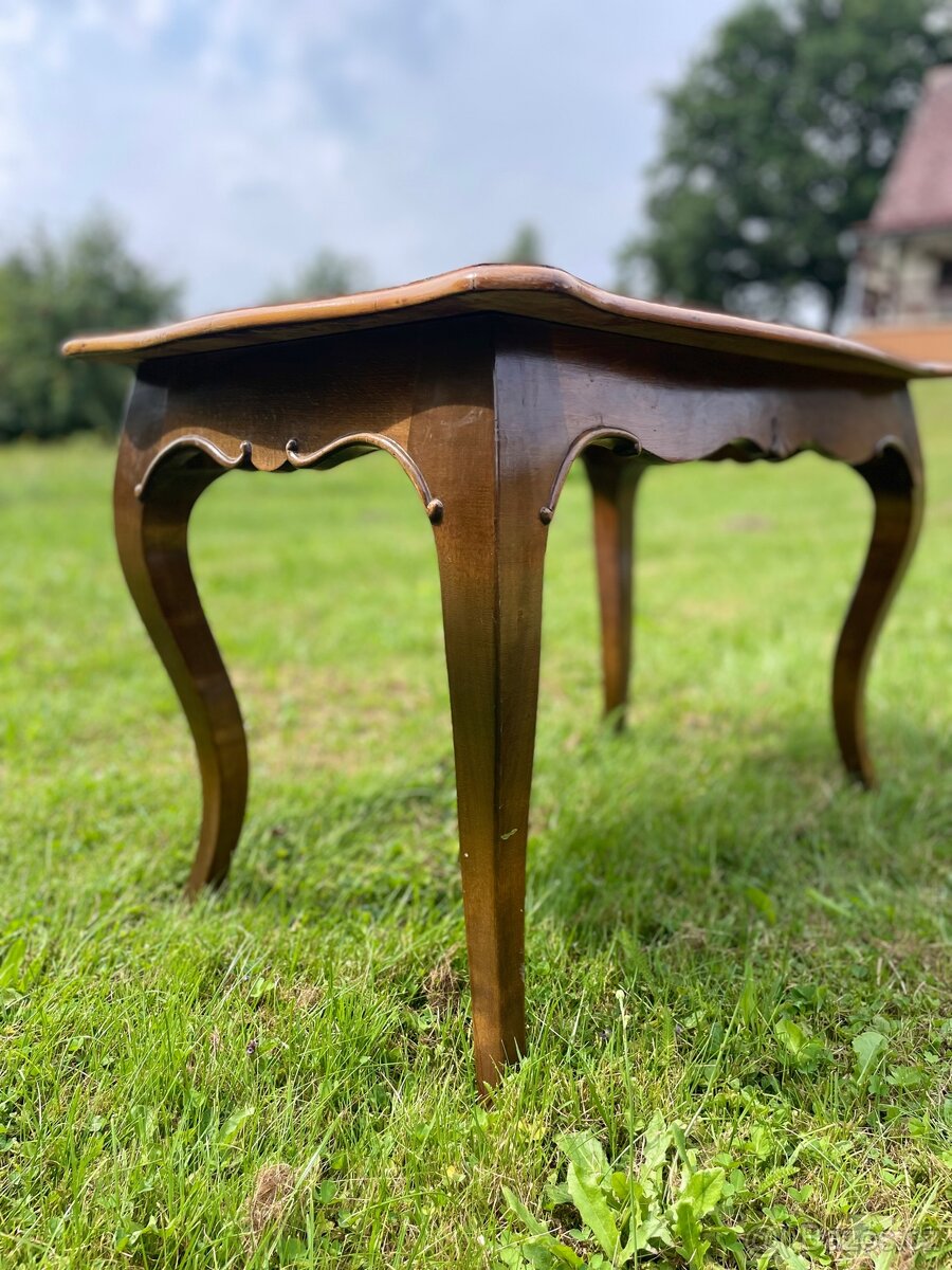 Elegantní vintage stolek s intarzií - 6