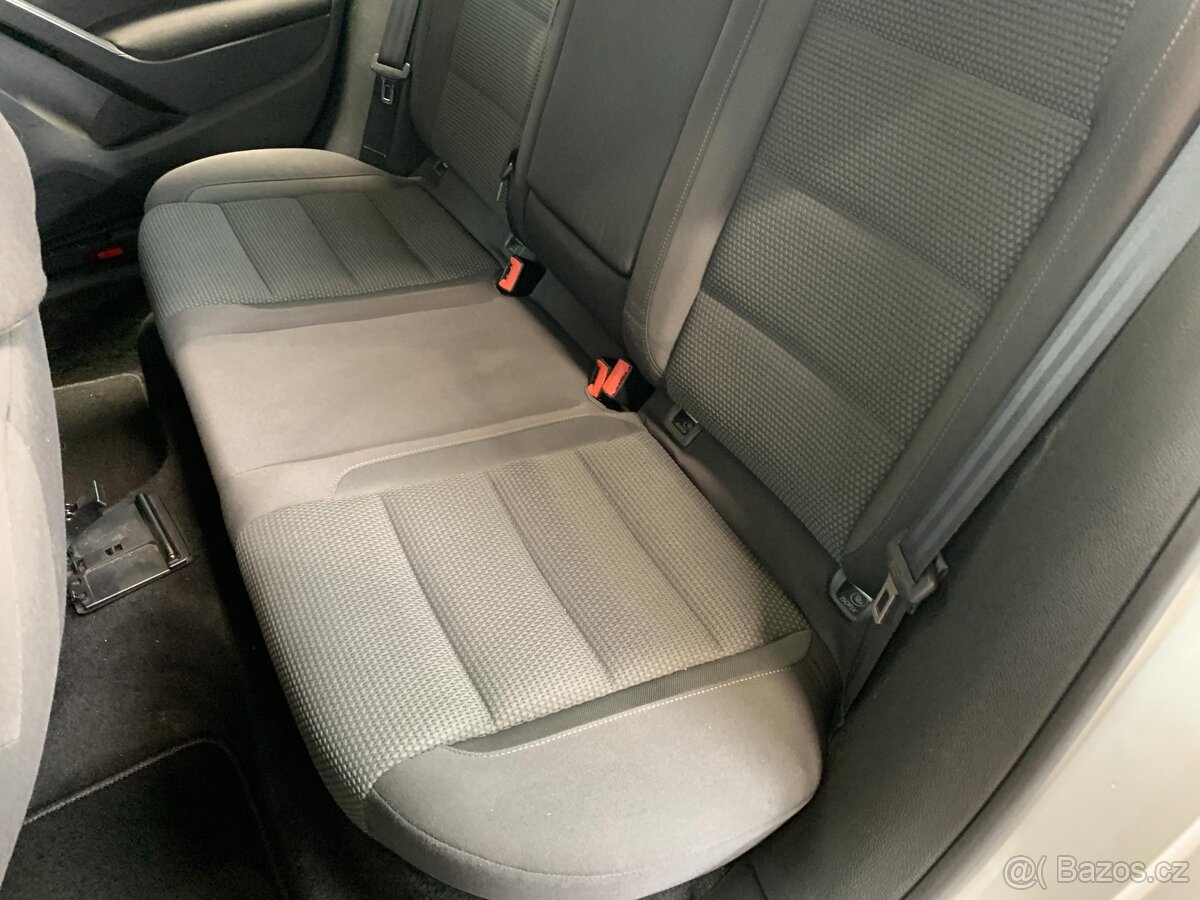 Volkswagen Golf 1.4TSi , 118 kW benzín, 2009 - 6