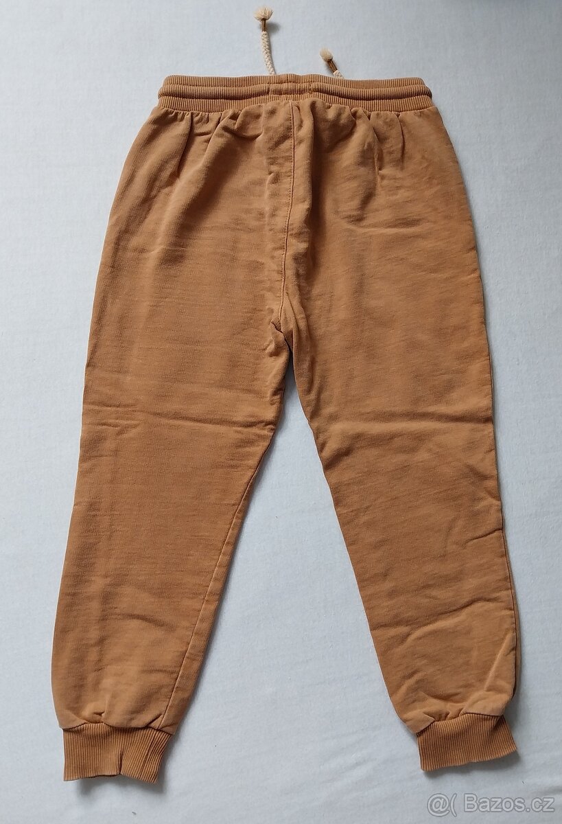 Kalhoty, tepláky, kraťasy, vel.110 - 6