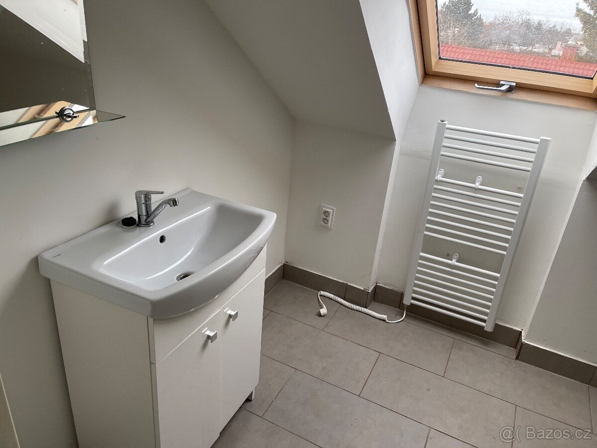 Pronájem bytu 2+kk Olomouc, Hanácká - 6