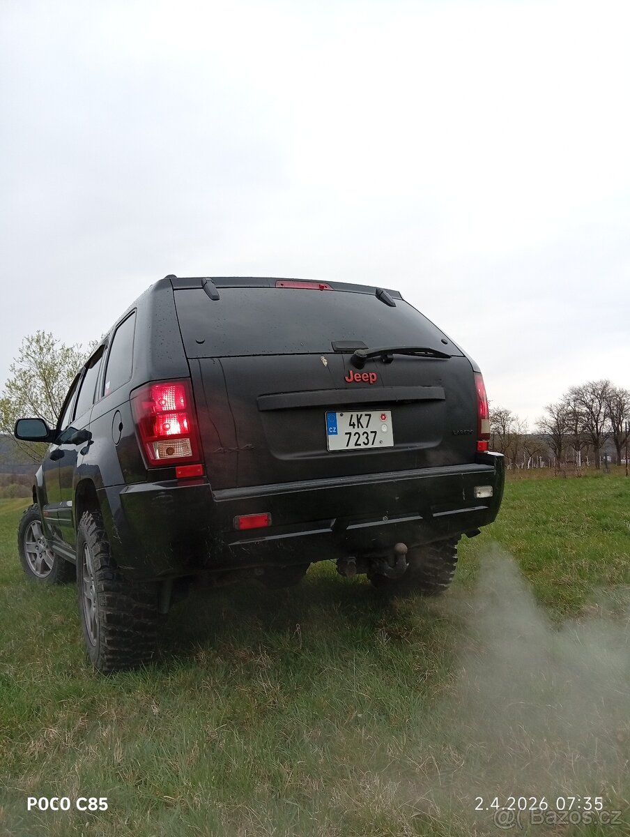 Jeep WK - 6