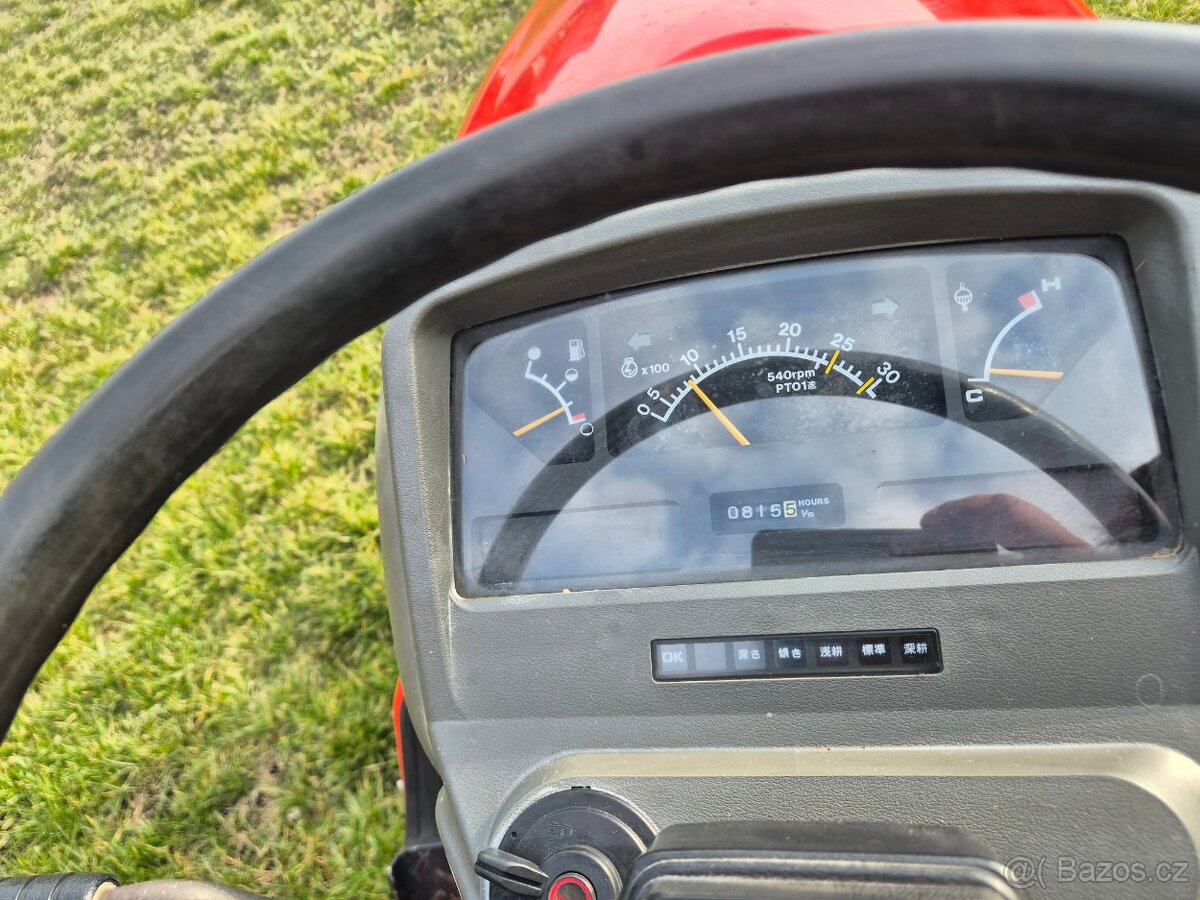 Traktor Yanmar - 6