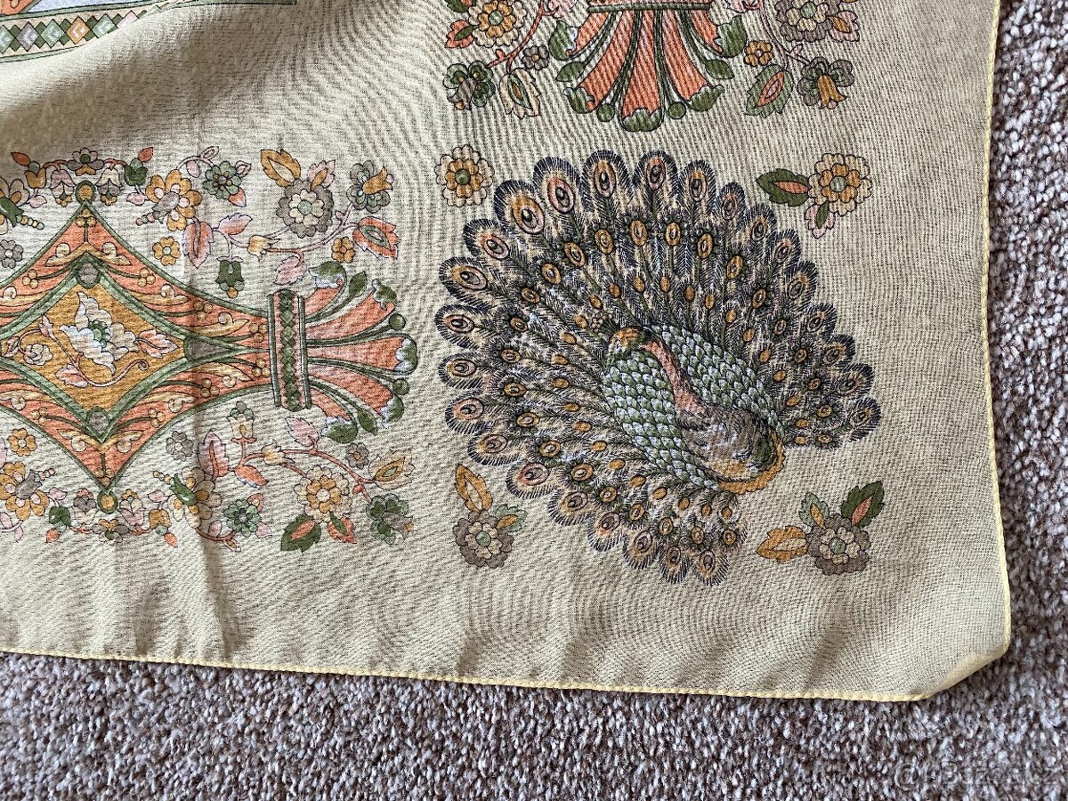 Nový dámský italský šátek s motivem páva - 120 x 120 cm - 6