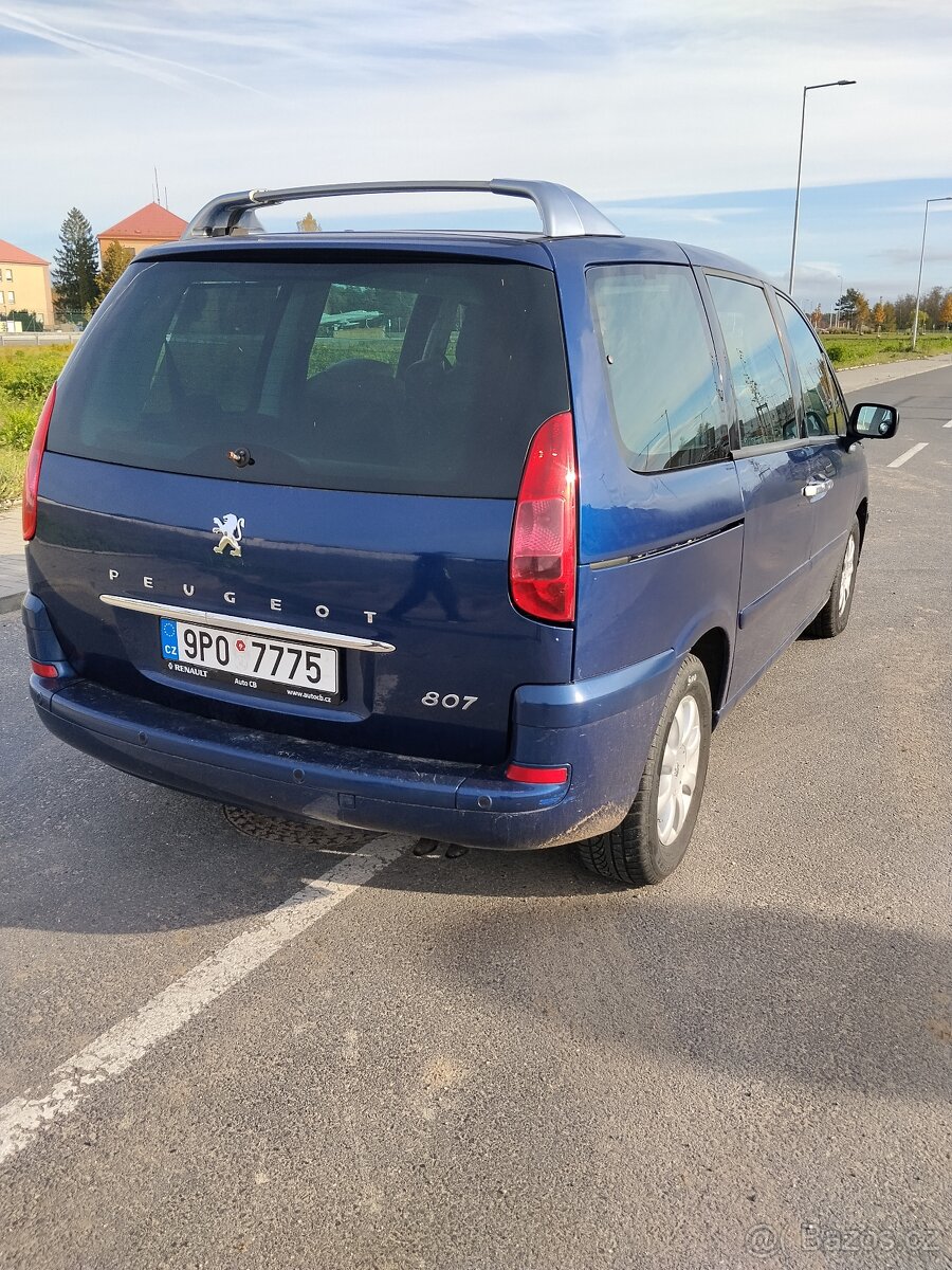 Peugeot 807 2.2 HDI, 94 kW - 6