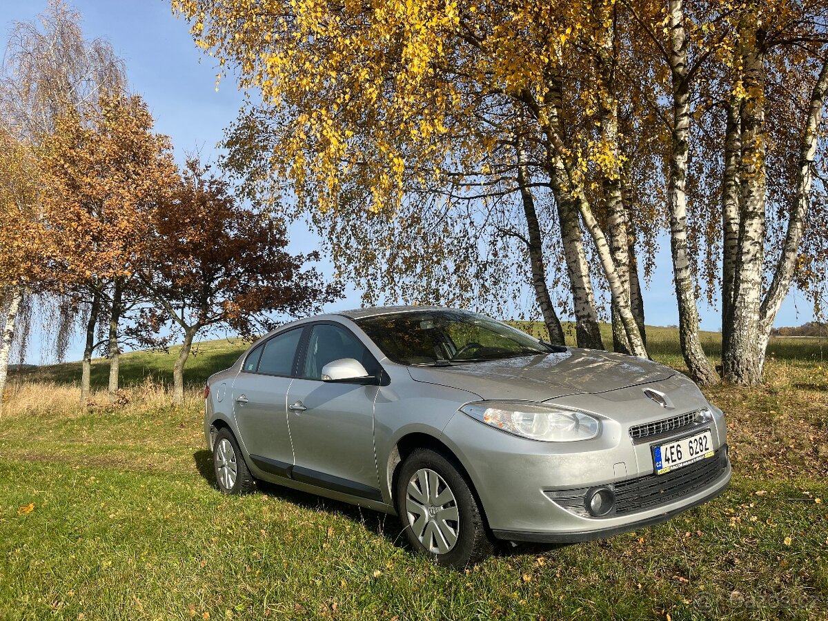 Prodám osobní automobil Renault Fluence - 6