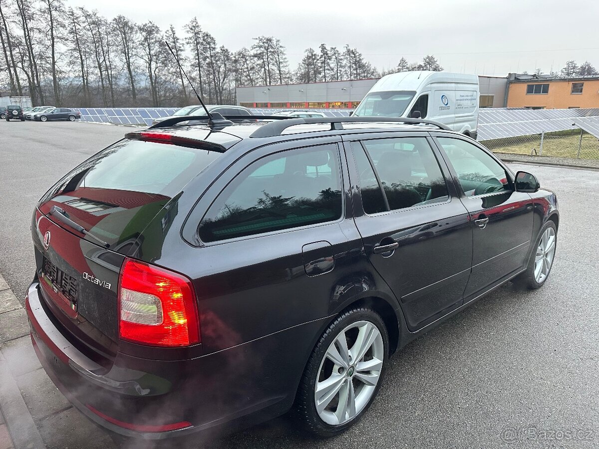 ŠKODA OCTAVIA RS COMBI 2.0TDI DSG 2010 - 6